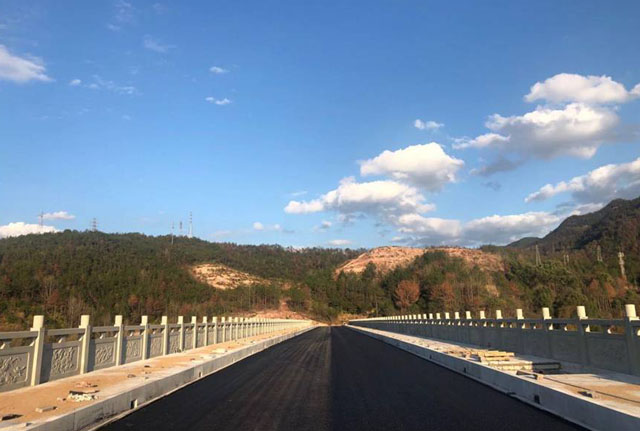  南明湖国际休闲养生港项目配建工程规划大桥